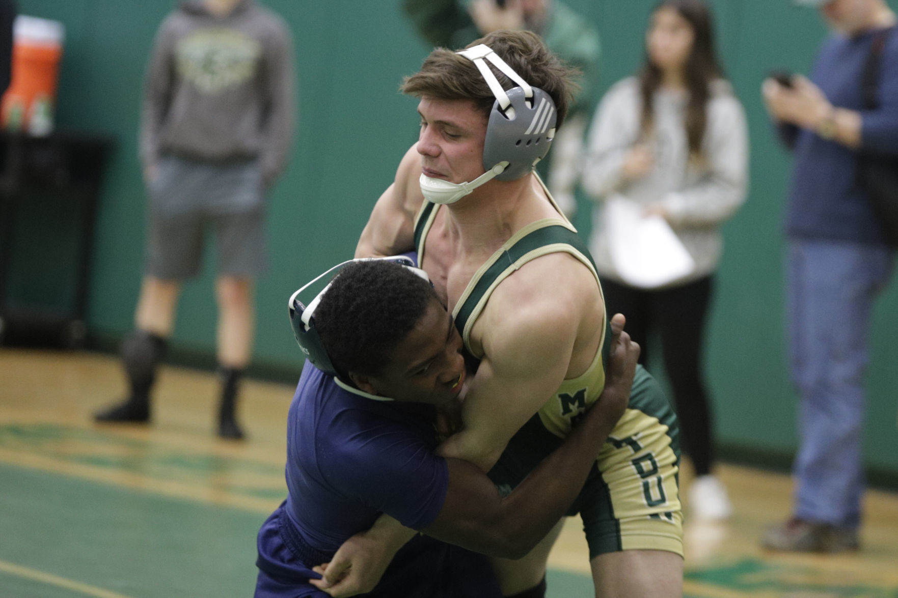 GALERY-2A-wrestling-regional-020-020920.JPG